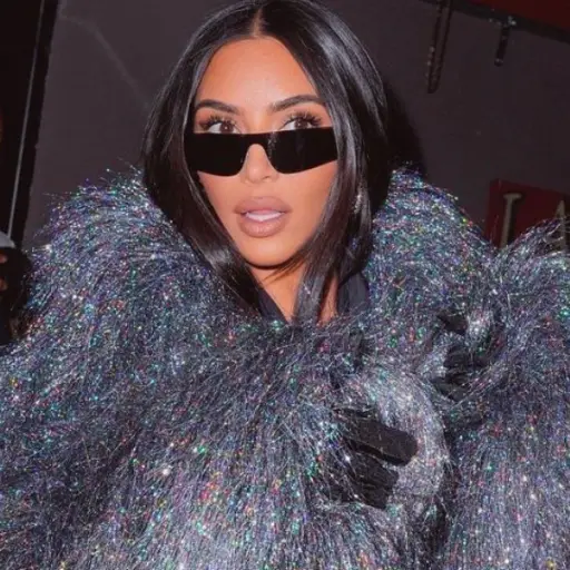 Kim Kardashian presume su decoración navideña