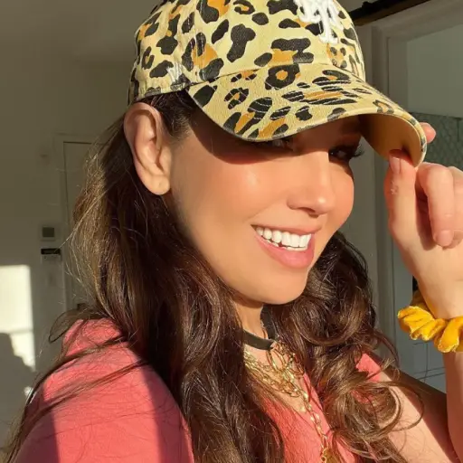 Thalía sorprende con su look más rejuvenido